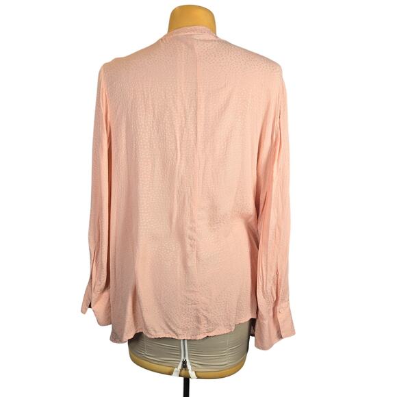 Lane Bryant Womens 26/28 Henley Top Peach Flowy Lightweight Romantic Feminine - Picture 4 of 10